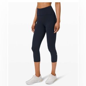 Lululemon Lululemon Swift Speed High-Rise Crop 21" true navy size 8